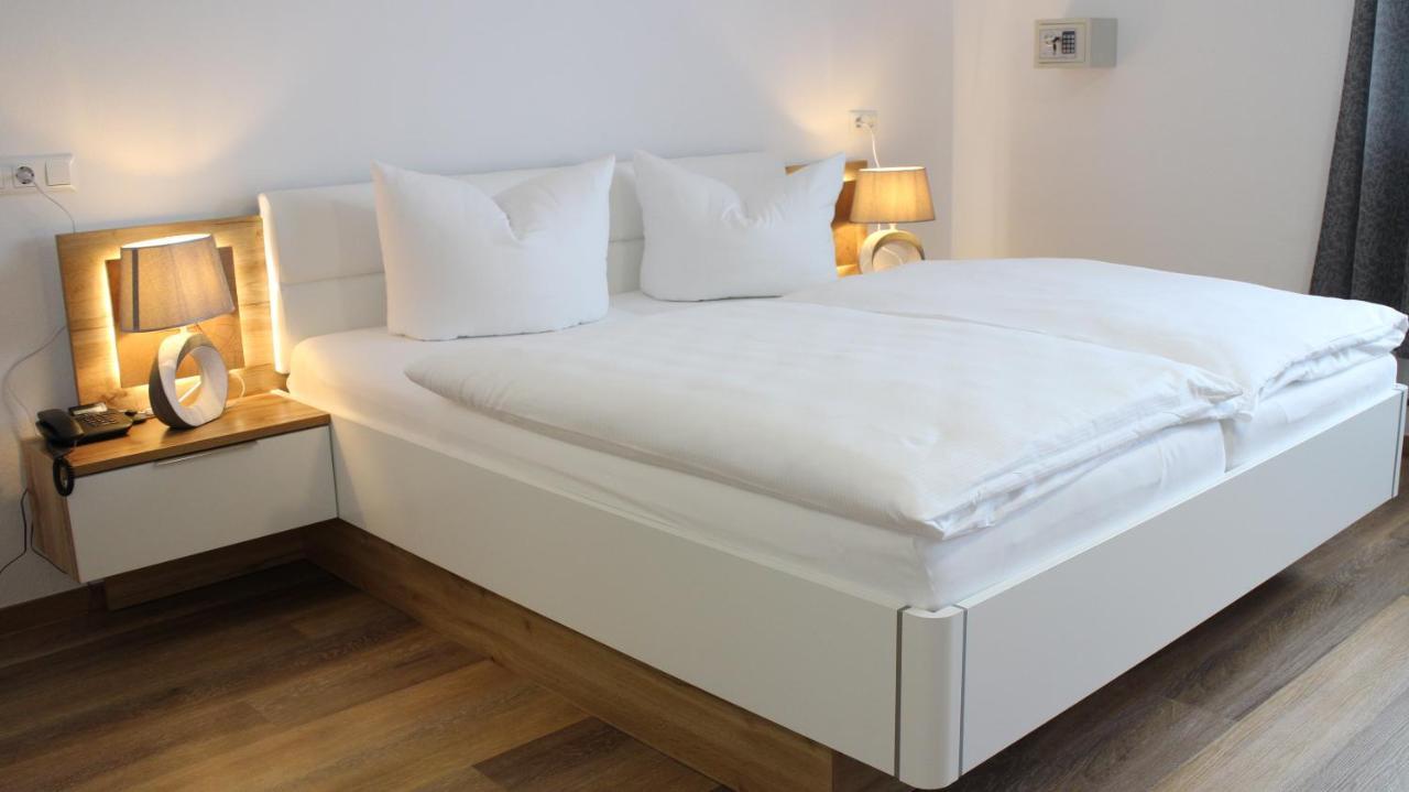 Hotel Glas Schwarzwald Fluorn-Winzeln Luaran gambar