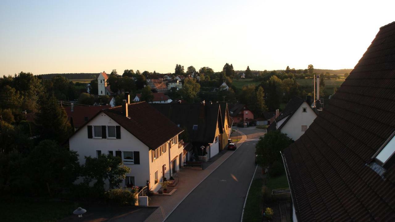 Hotel Glas Schwarzwald Fluorn-Winzeln Luaran gambar