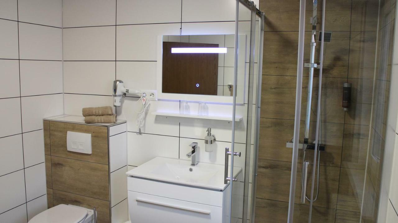 Hotel Glas Schwarzwald Fluorn-Winzeln Luaran gambar