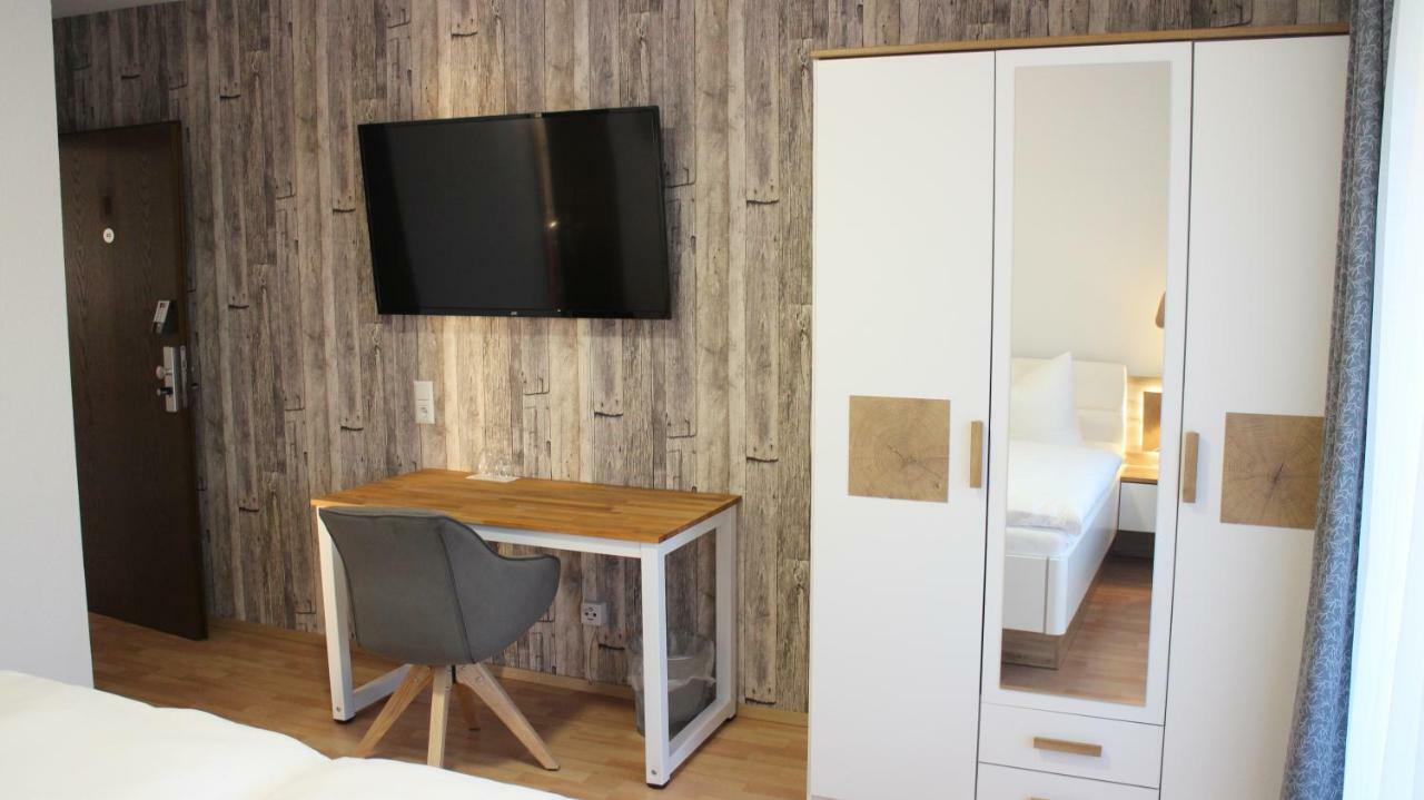 Hotel Glas Schwarzwald Fluorn-Winzeln Luaran gambar
