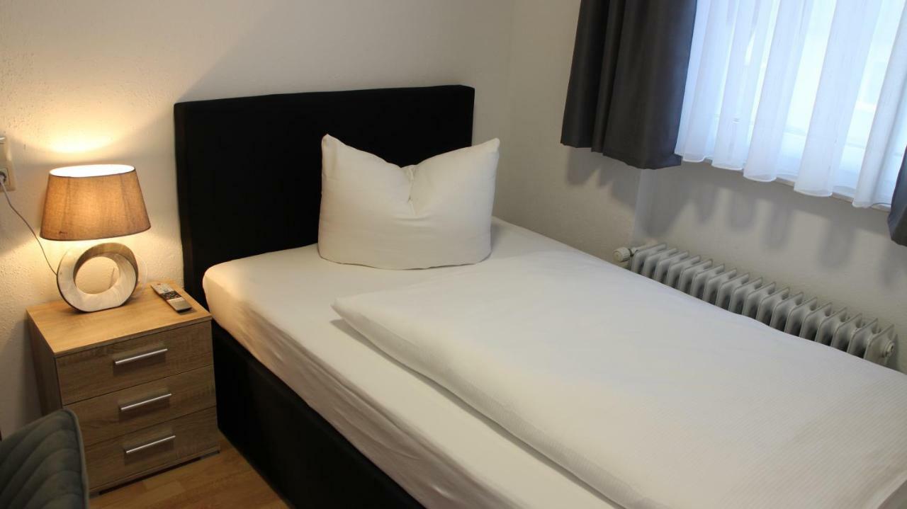 Hotel Glas Schwarzwald Fluorn-Winzeln Luaran gambar