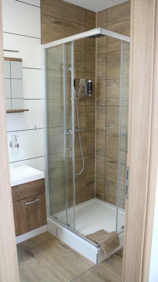 Hotel Glas Schwarzwald Fluorn-Winzeln Luaran gambar